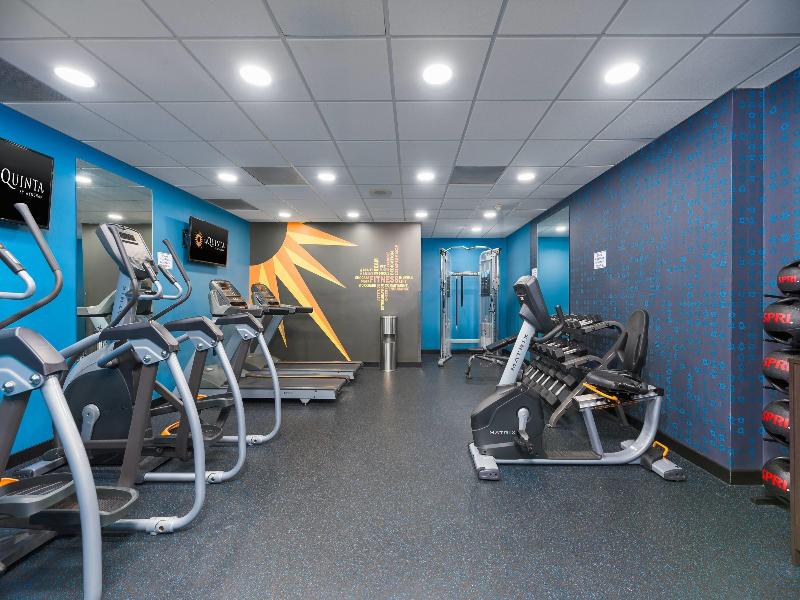 La Quinta Inn Suites By Wyndham Clarksville