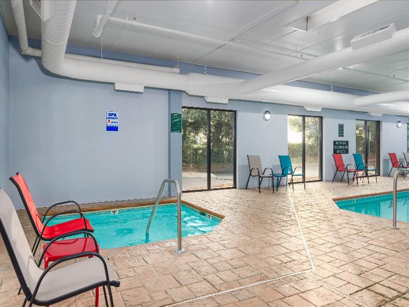 La Quinta Inn Suites By Wyndham Clarksville
