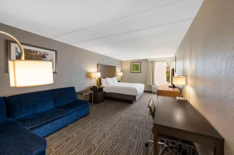 Comfort Inn & Suites Tipp City image
