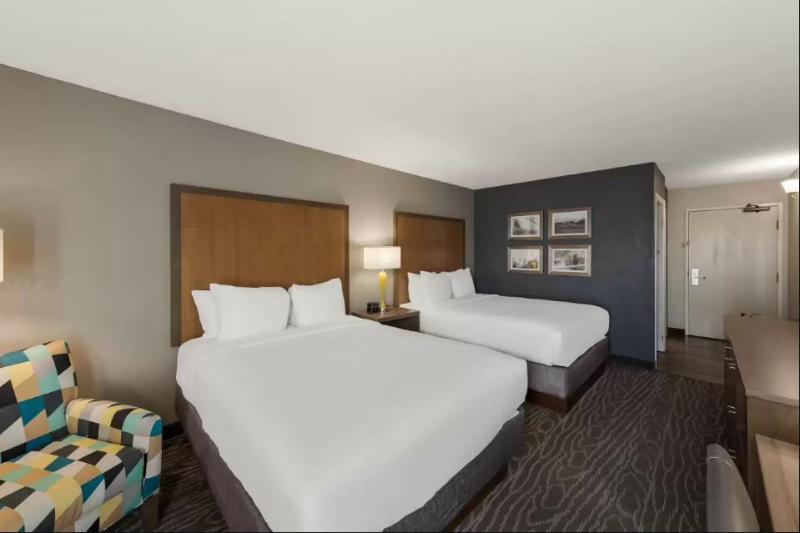Comfort Inn & Suites Tipp City image