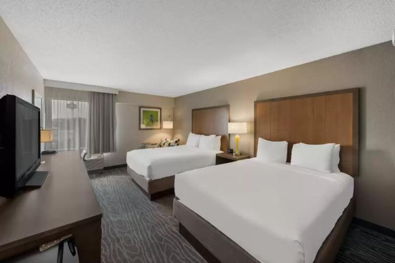 Comfort Inn & Suites Tipp City image