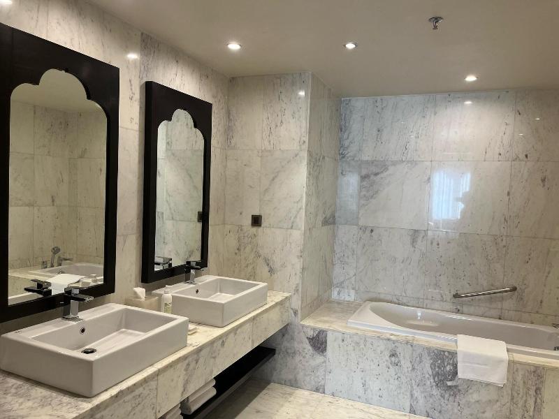 Le Meridien Thimphu image