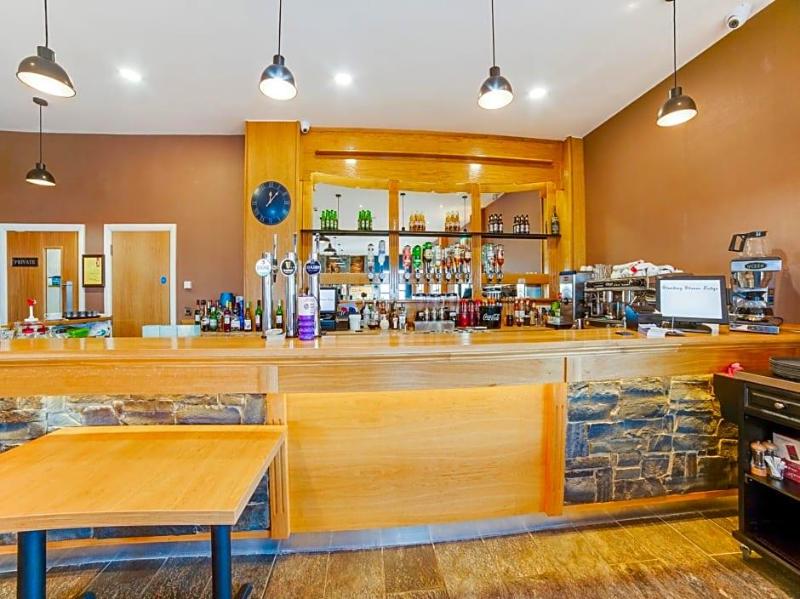 OYO Standing Stones Lodge