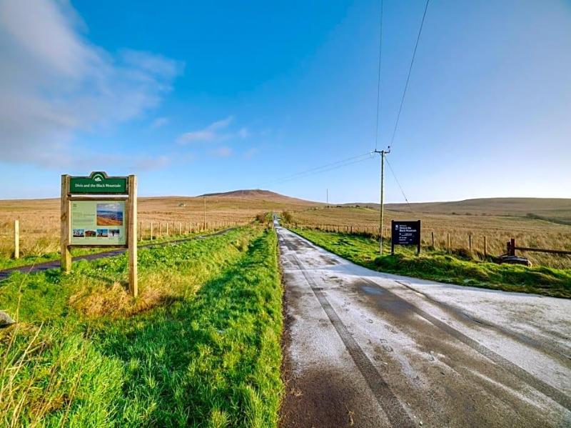 OYO Standing Stones Lodge