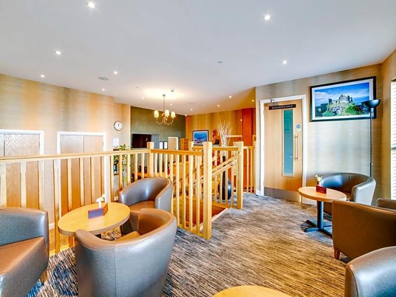 OYO Standing Stones Lodge