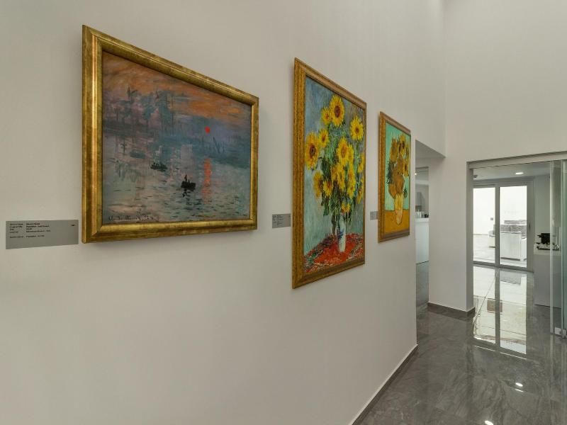 Art & Wine Studios And Apts image