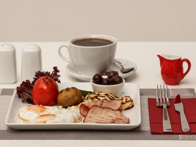 Art & Wine Studios And Apts image