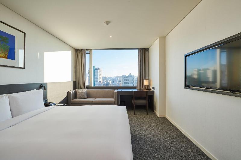 Stay in style at Nine Tree by Parnas Seoul Insadong