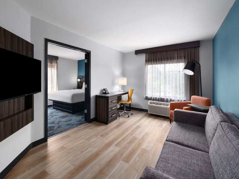 La Quinta Inn Suites Greensboro Nc image