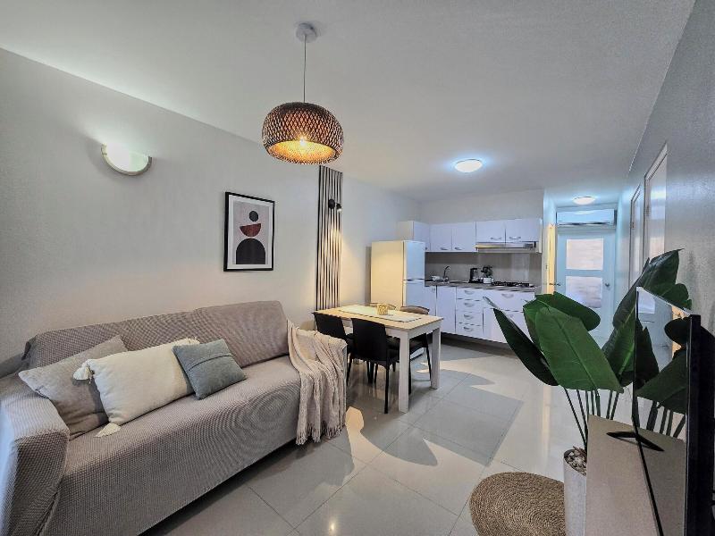 Bubali Villa & Apartments image