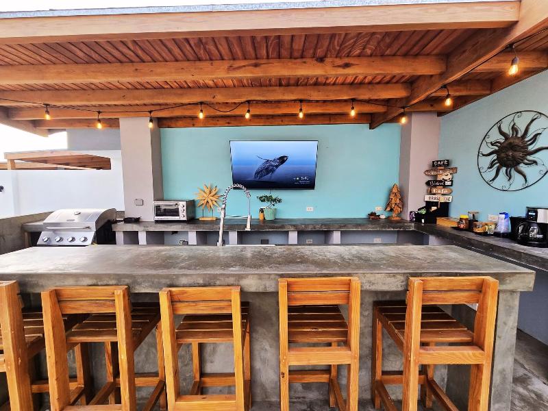Bubali Villa & Apartments image
