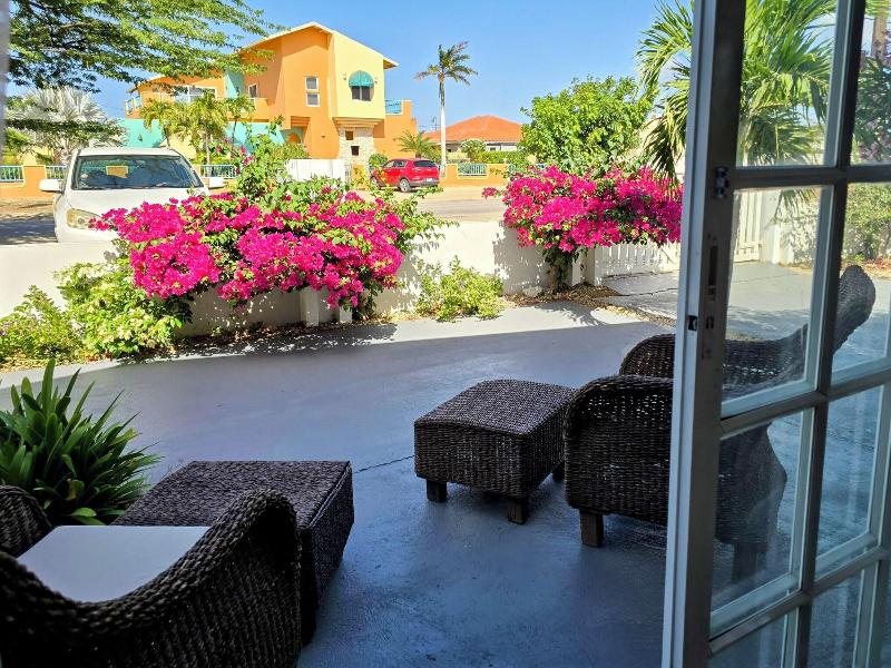 Bubali Villa & Apartments image