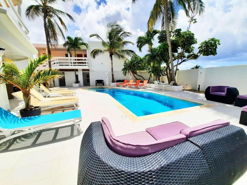 Bubali Villa & Apartments image