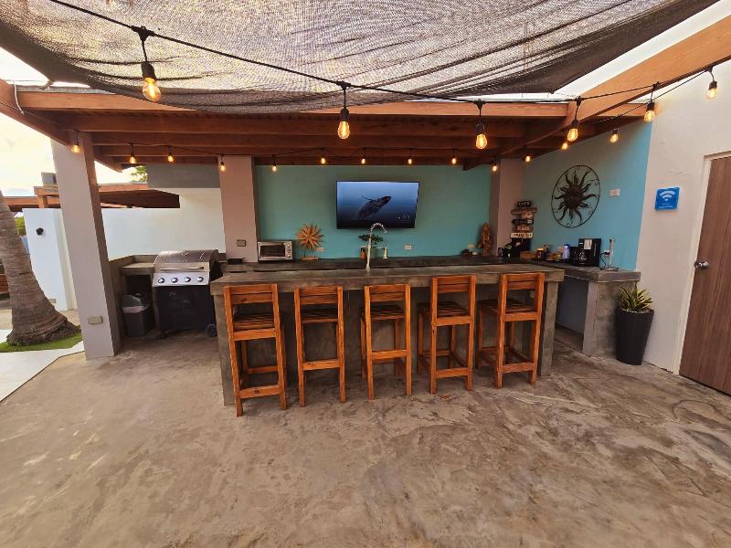 Bubali Villa & Apartments image