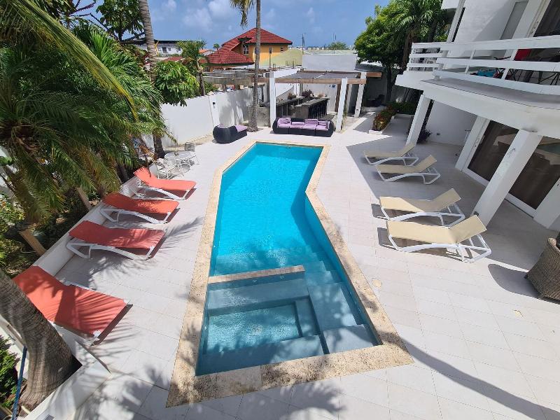 Bubali Villa & Apartments image