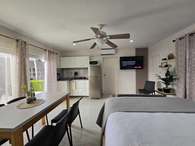 Bubali Villa & Apartments image