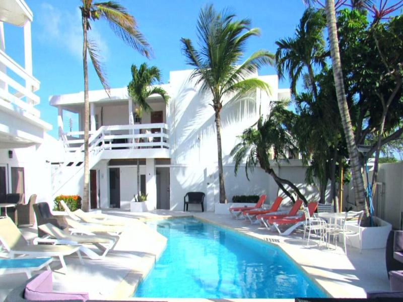 Bubali Villa & Apartments image