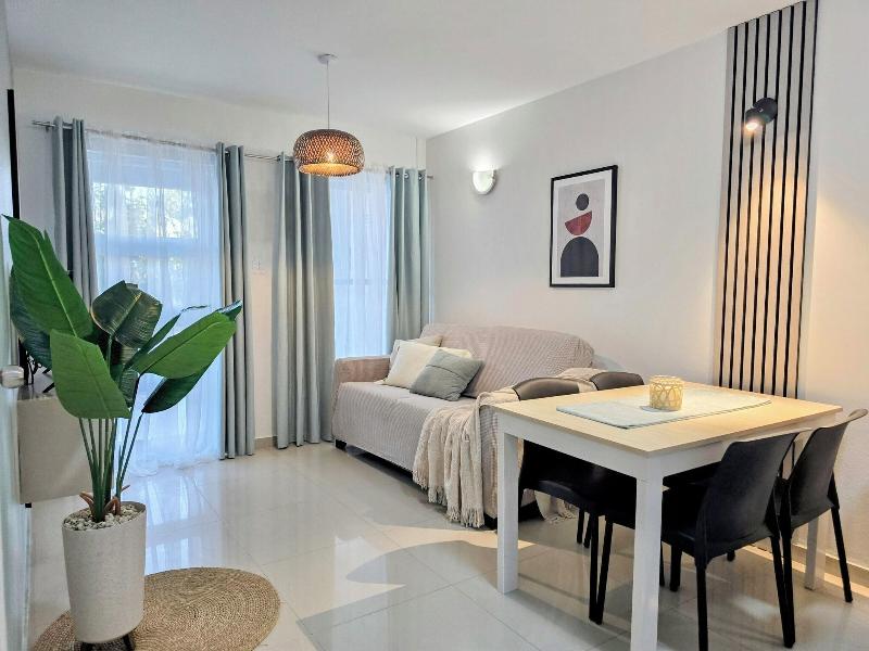 Bubali Villa & Apartments image