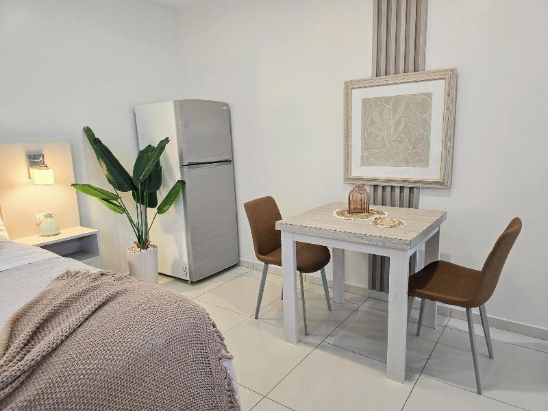 Bubali Villa & Apartments image