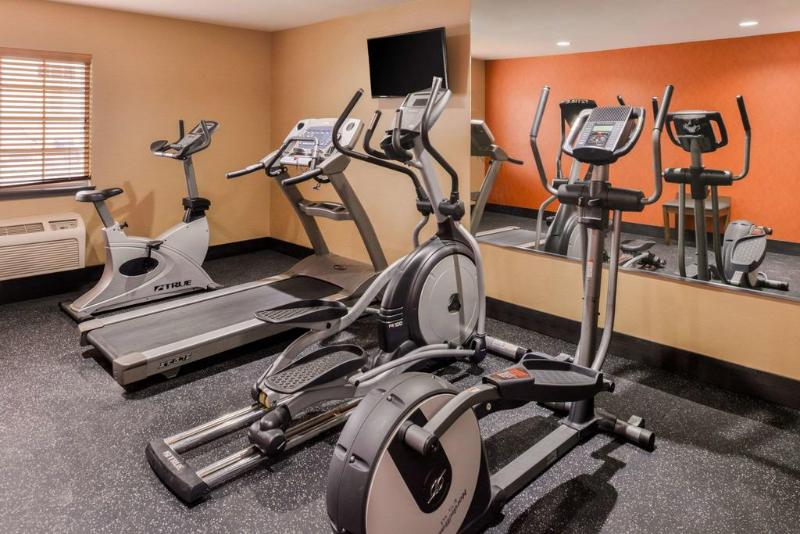 Studio 6 Lenexa Overland Park image
