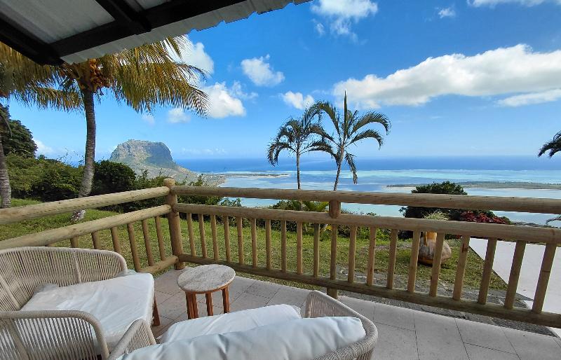 Chalets Chamarel image