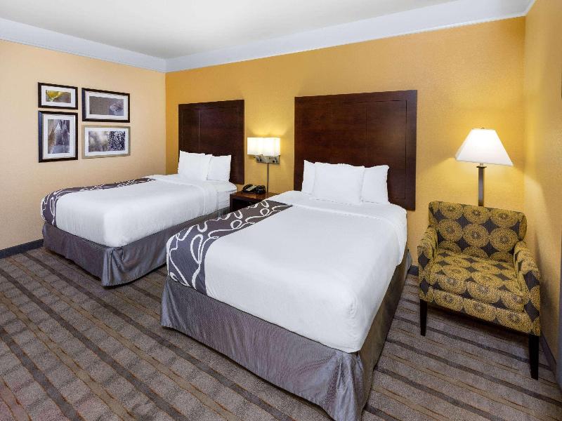 La Quinta Inn Suites By Wyndham Houston Nw Beltway image