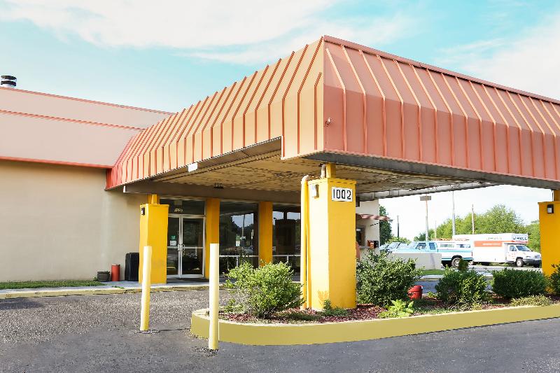 Hotel Opelika I-85 Columbus Pkwy — exterior view