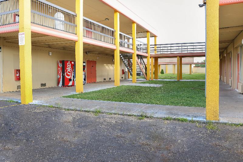 Hotel Opelika I-85 Columbus Pkwy — general view