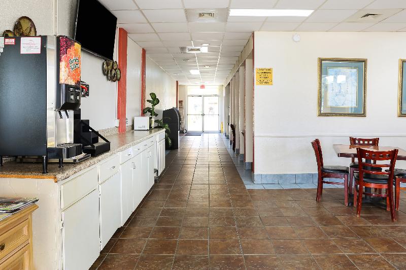Hotel Opelika I-85 Columbus Pkwy image