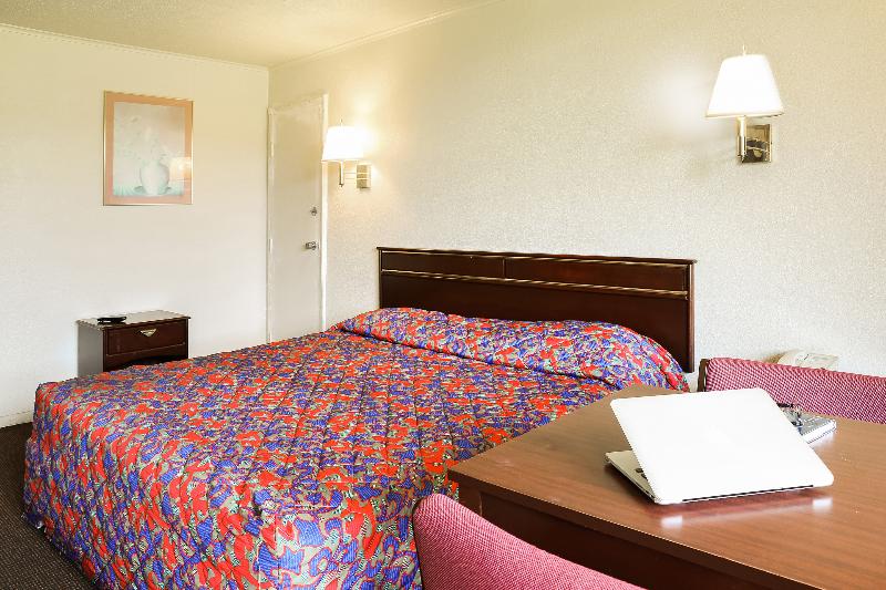 Hotel Opelika I-85 Columbus Pkwy — photo 4