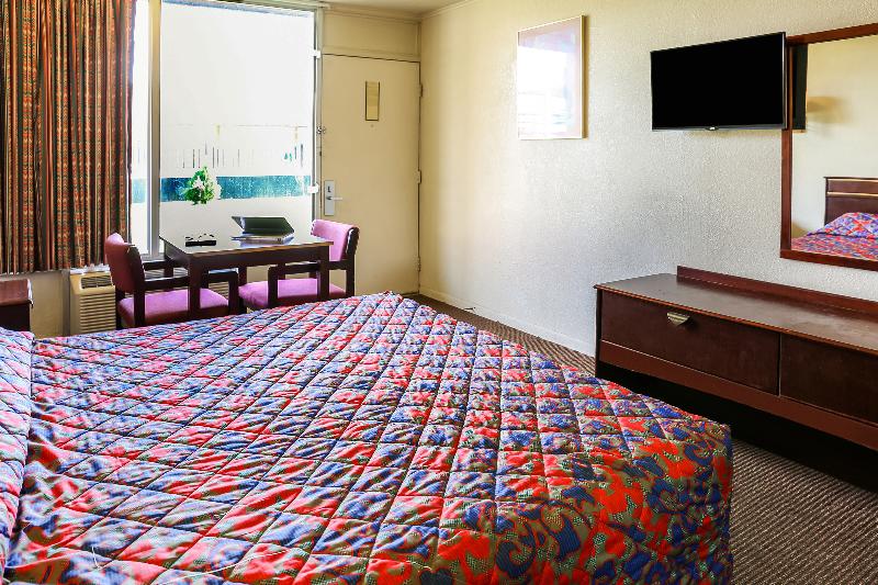 Hotel Opelika I-85 Columbus Pkwy — photo 2