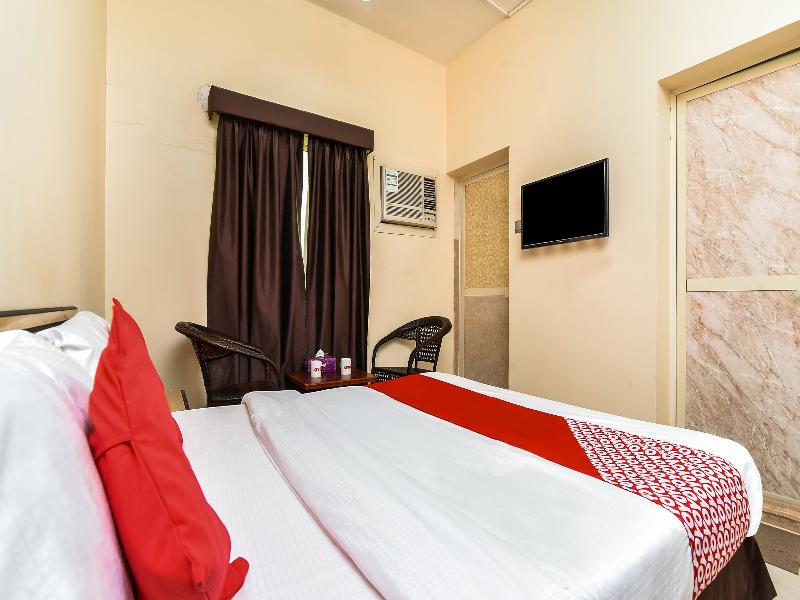 Royal Plaza Residence image