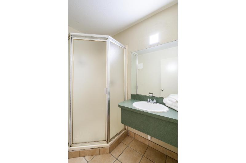OYO Hotel Shreveport Airport North image