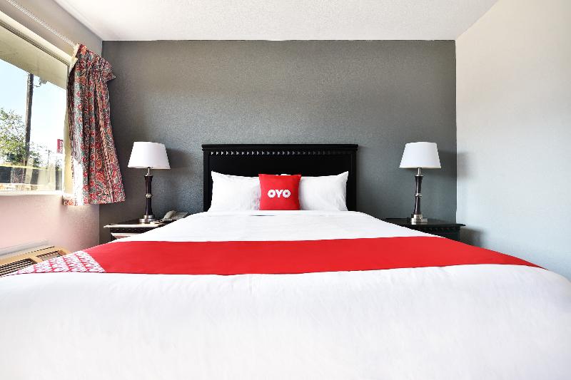 OYO Hotel Shreveport Airport North image