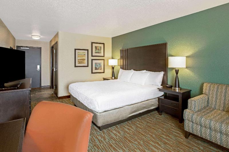 Bed room