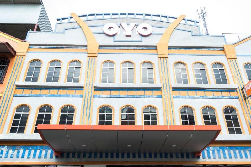 OYO 664 Romance Hotel