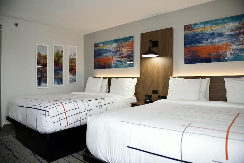 La Quinta Inn By Wyndham Wausau image