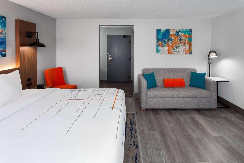 La Quinta Inn By Wyndham Wausau image