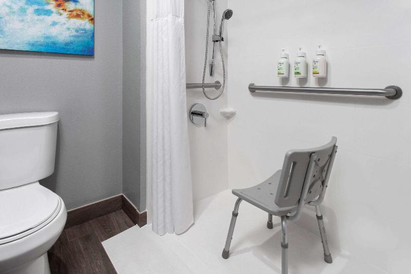 La Quinta Inn By Wyndham Wausau image