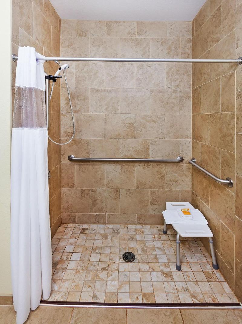 La Quinta Inn Suites By Wyndham Dickinson image