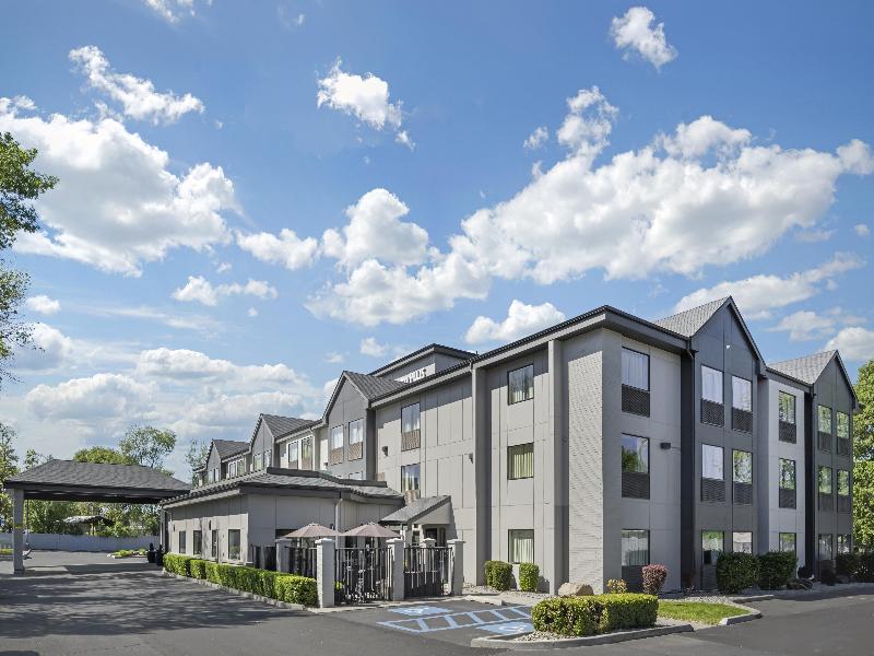 Best Western Plus Spokane North — general view
