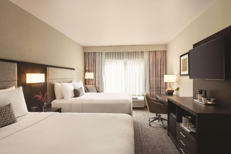 Radisson Hotel Oklahoma City Airport image