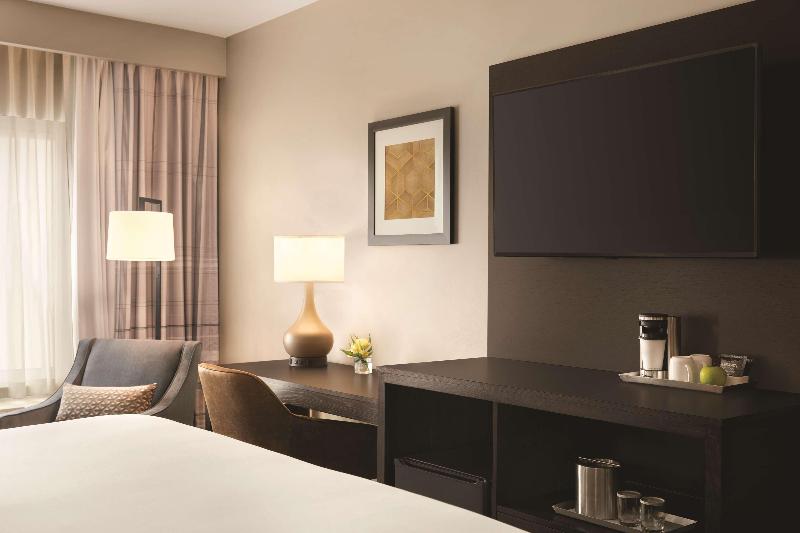 Radisson Hotel Oklahoma City Airport image