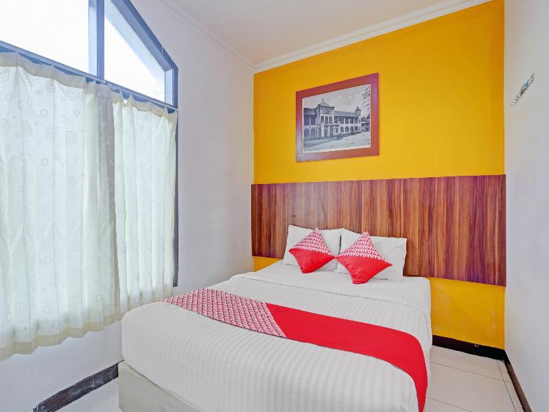 Hotel O Near Mall Ciputra 2 image