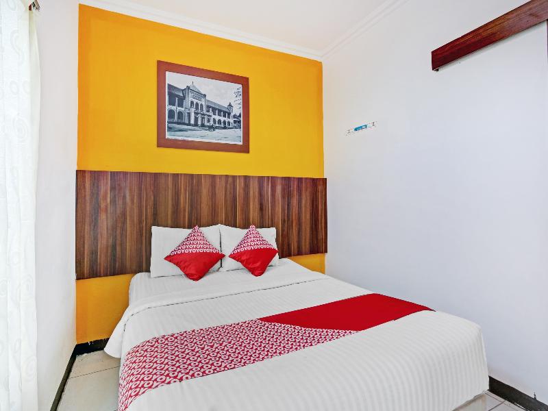 Hotel O Near Mall Ciputra 2 image