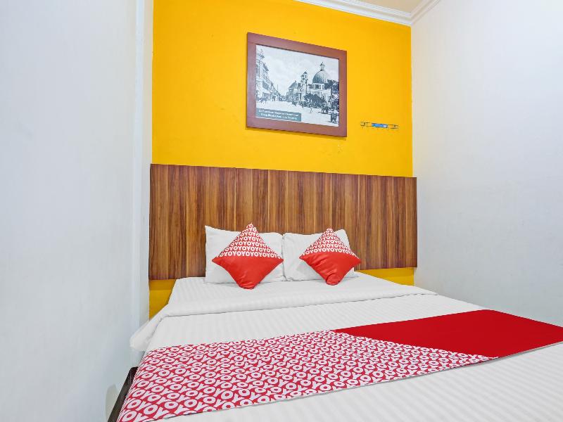 Hotel O Near Mall Ciputra 2 image