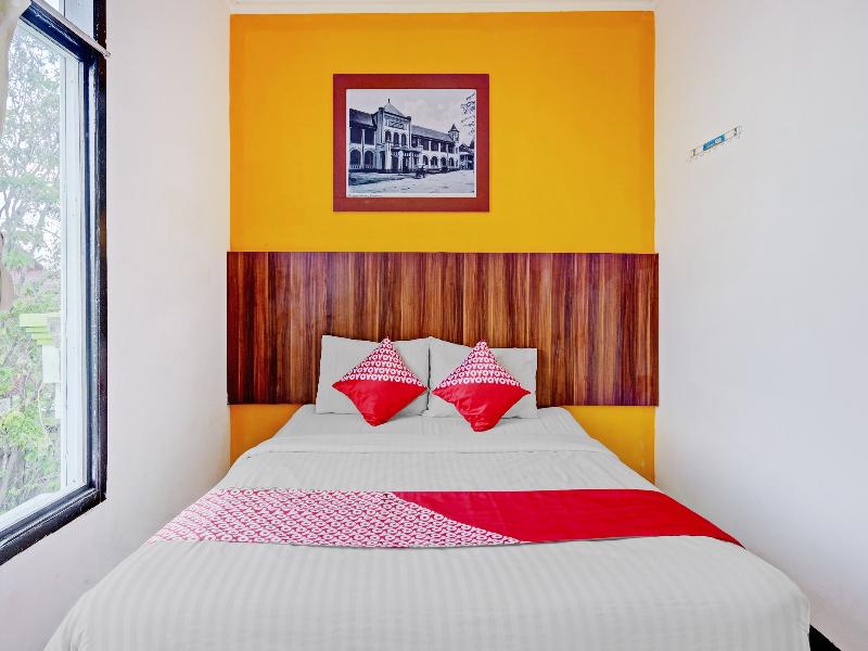 Hotel O Near Mall Ciputra 2 image
