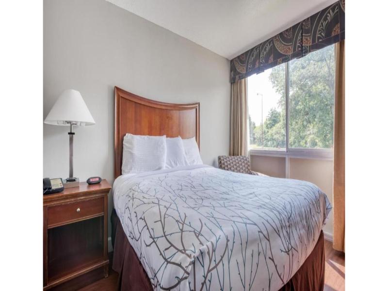 Gardentree Hotels Memphis East near I 40 image