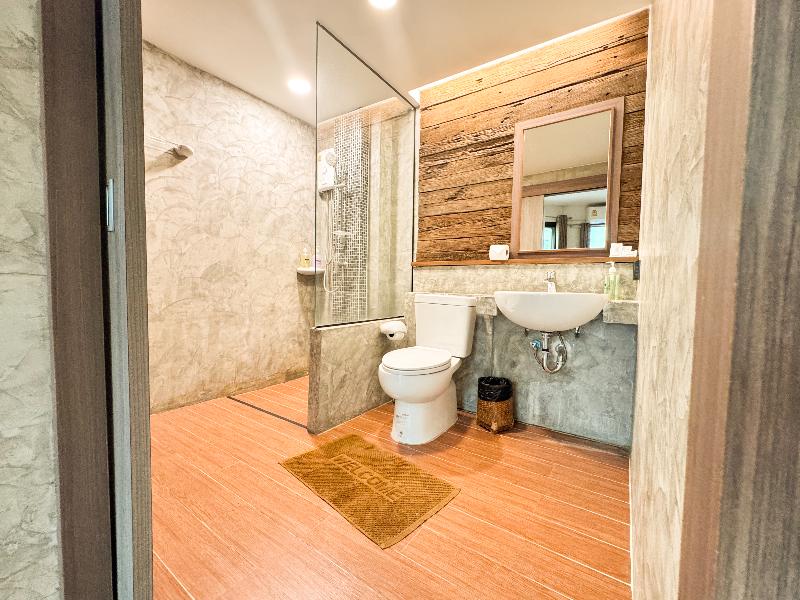 Boutique Poo-Yai Lee @BP Place image