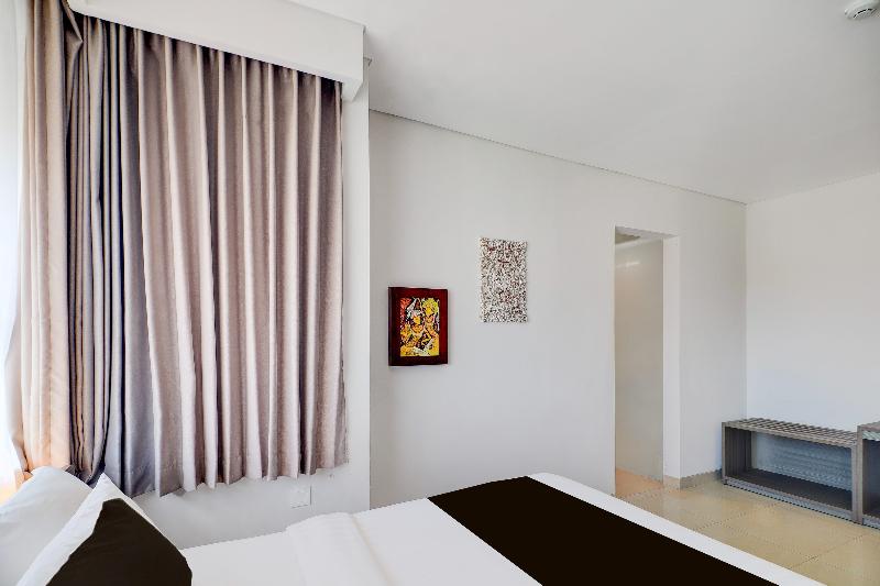 Palette Signature Hotel image